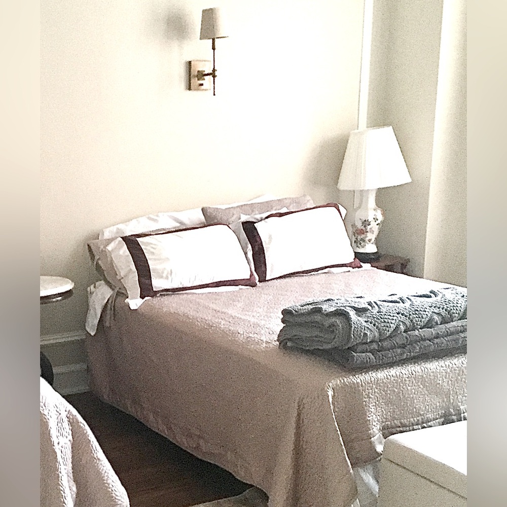 DKNY Silver Gray Embroidered Pattern Bedding Comforter & Pillow Shams